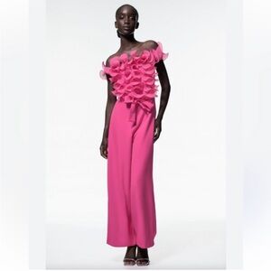 NWT! ZARA WIDE-LEG JUMPSUIT WITH RUFFLES in FUCHSIA - Size L